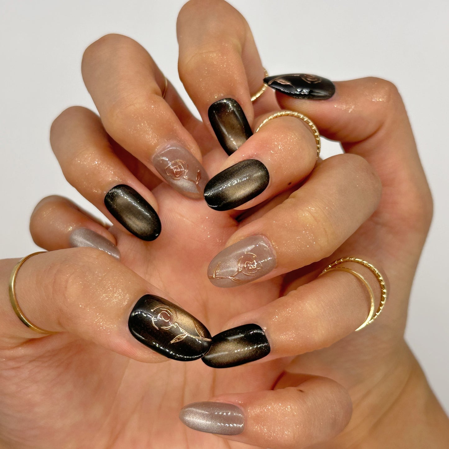 Black Gradient Press On Nails – Sheer & Metallic Oval/Round