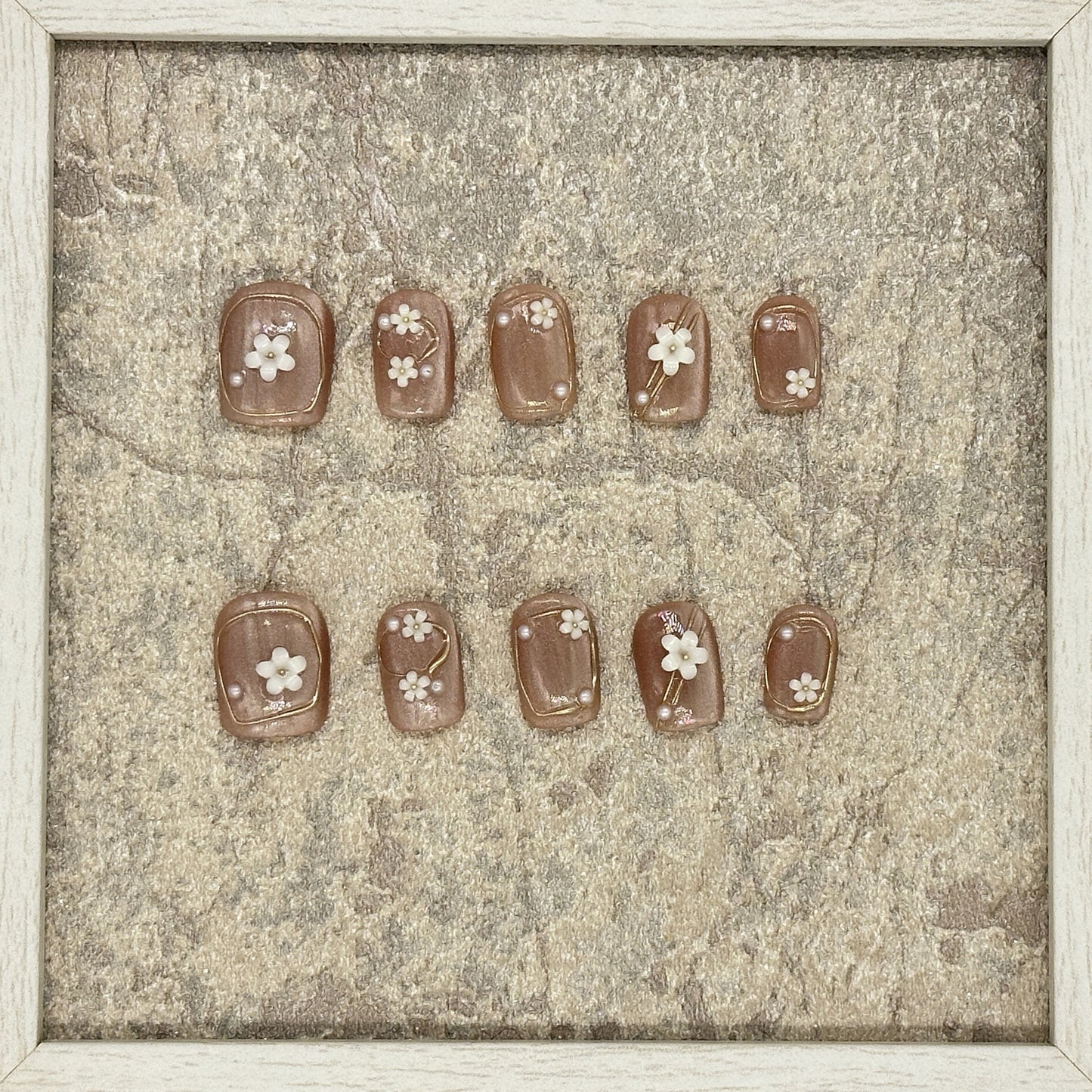 Daisy Pearl Press On Nails – Nude Shimmer Square/Squoval