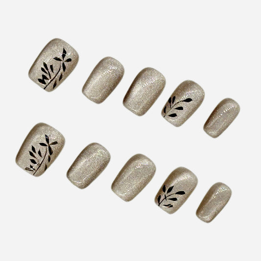 Minimalist Leaf Press On Nails – Medium Square